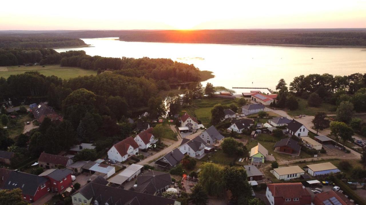 Ferienhaus Im Fischersteig Wustrow  エクステリア 写真